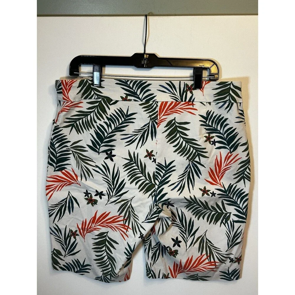 Terra & Sky Tropical Palm Leaf Bermuda Shorts 0X 14W Stretch Summer White